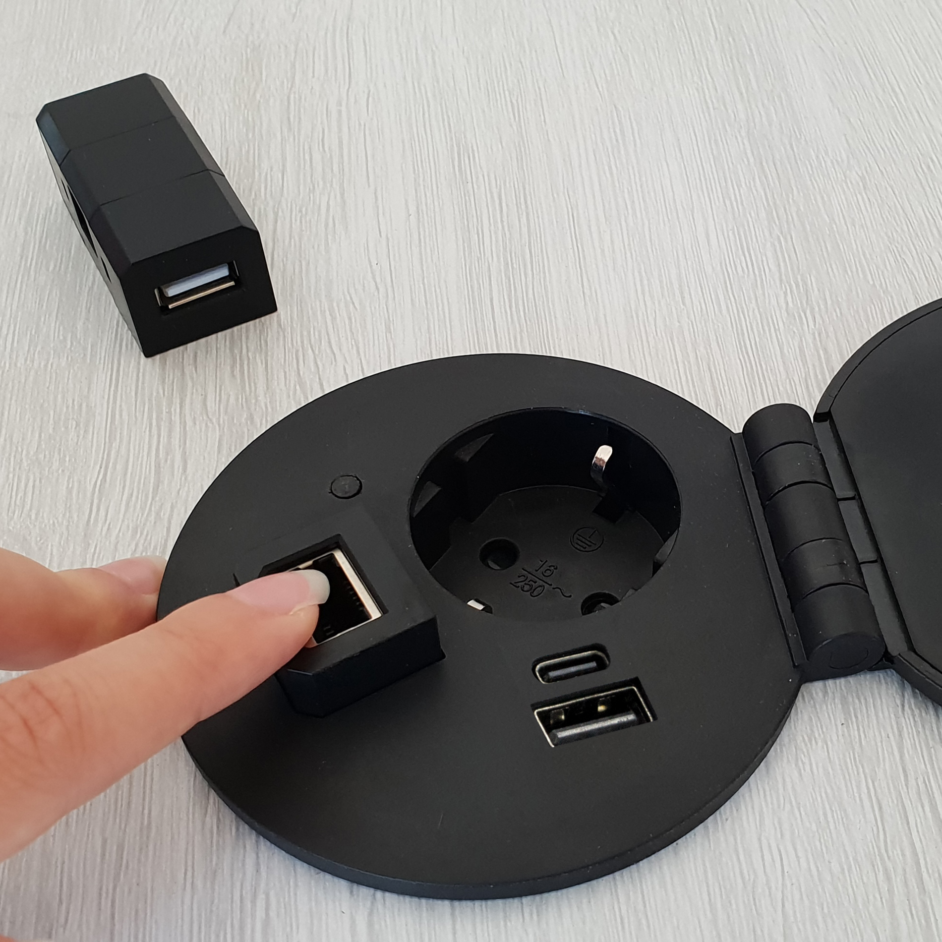 ELEMENT  HDMI